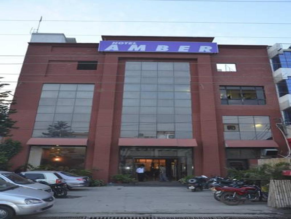 Hotel Amber Rudrapur Buitenkant foto