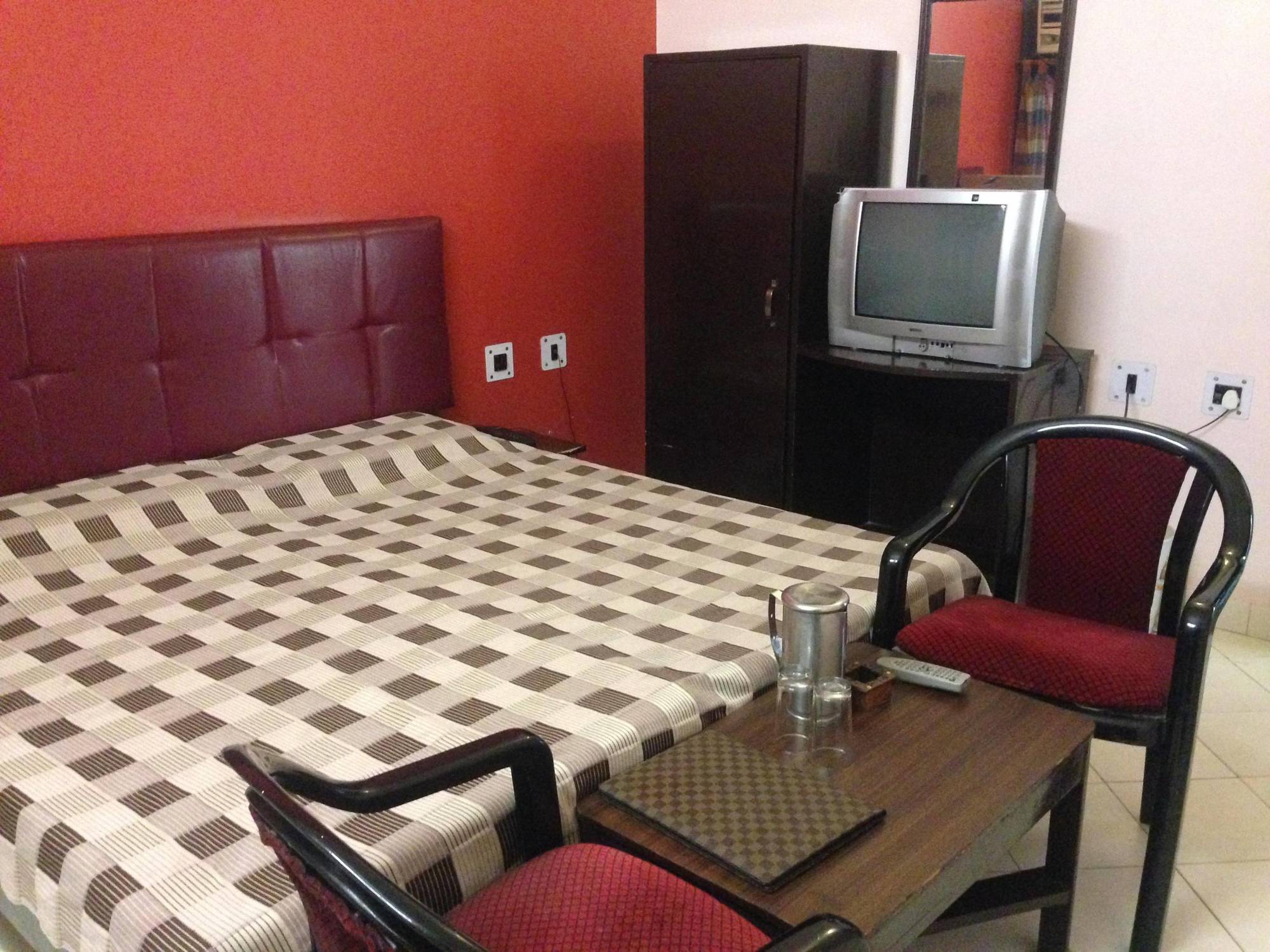 Hotel Amber Rudrapur Buitenkant foto